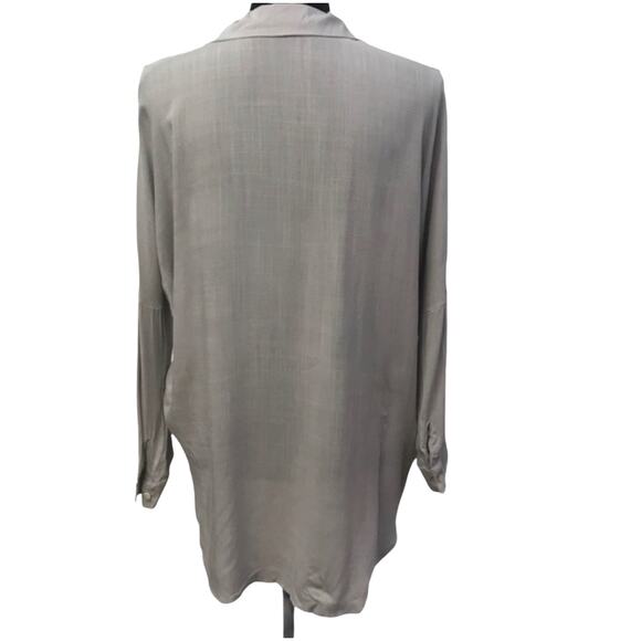 Modcloth Poema Grey Purple Career Button Front  Blouse Medium‎ - Picture 2 of 5